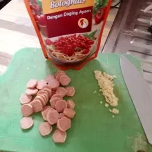Siapkan bahan lain.