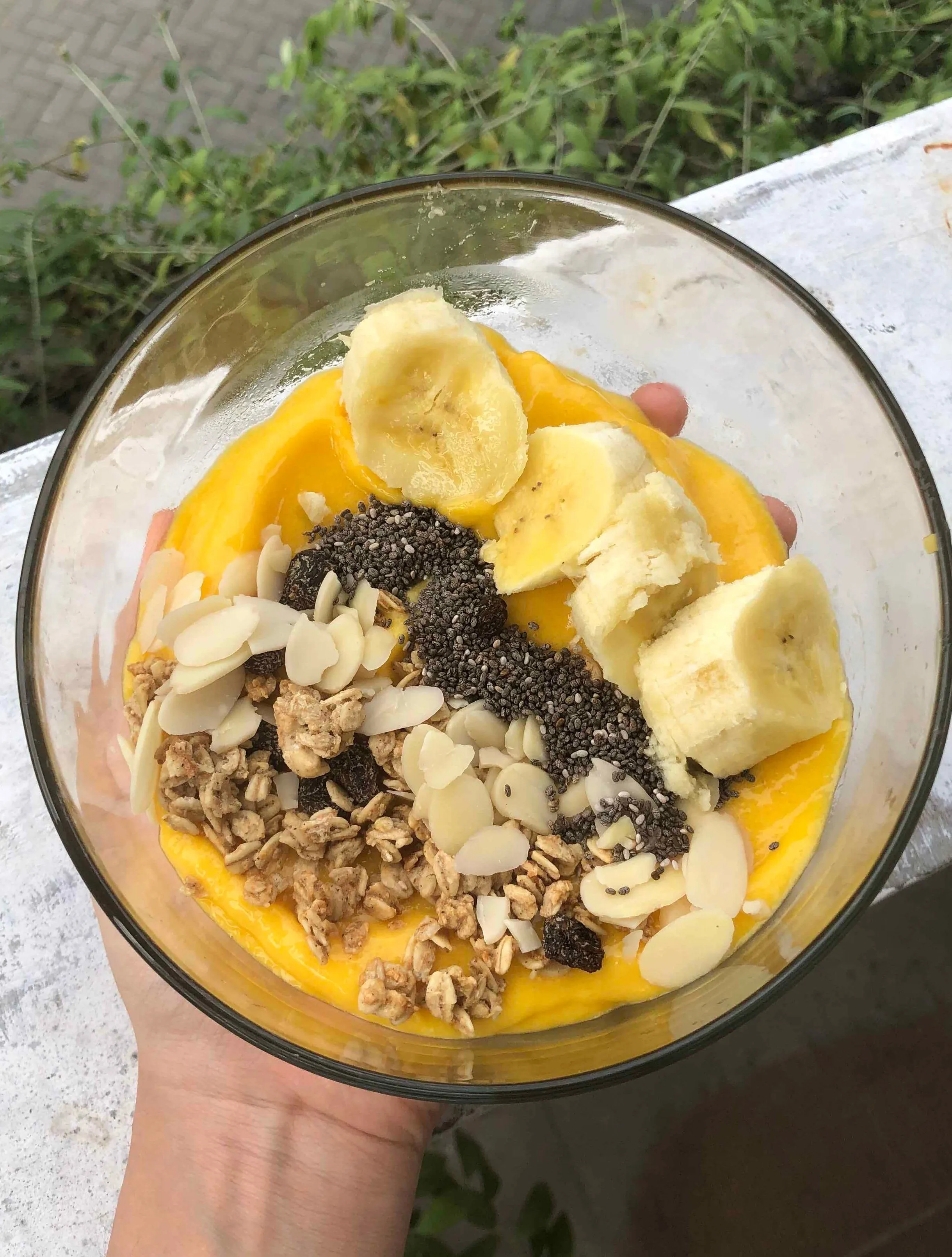 Tropical Smoothie Bowl