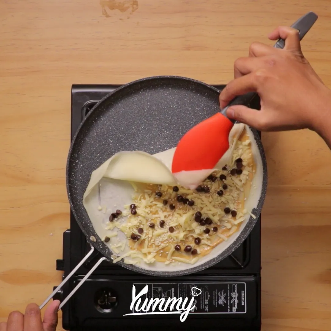 Step 4 Vanilla Crepes