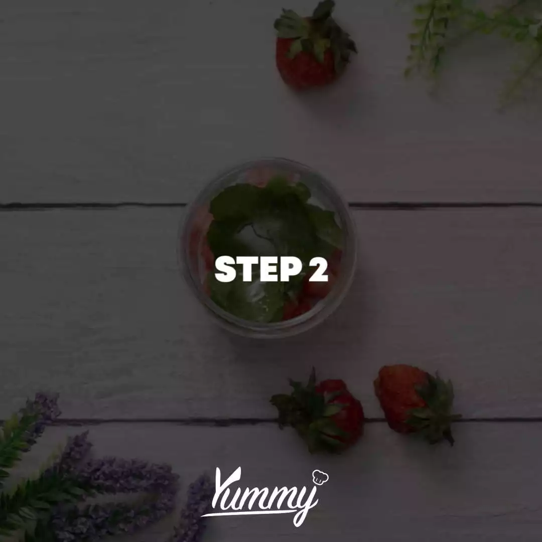 Step 2 Es Teh Strawberry Lemonade