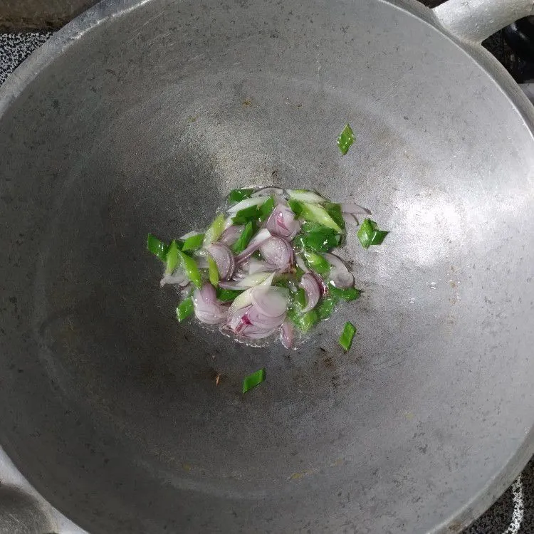 Step 3 Salted Egg Chicken