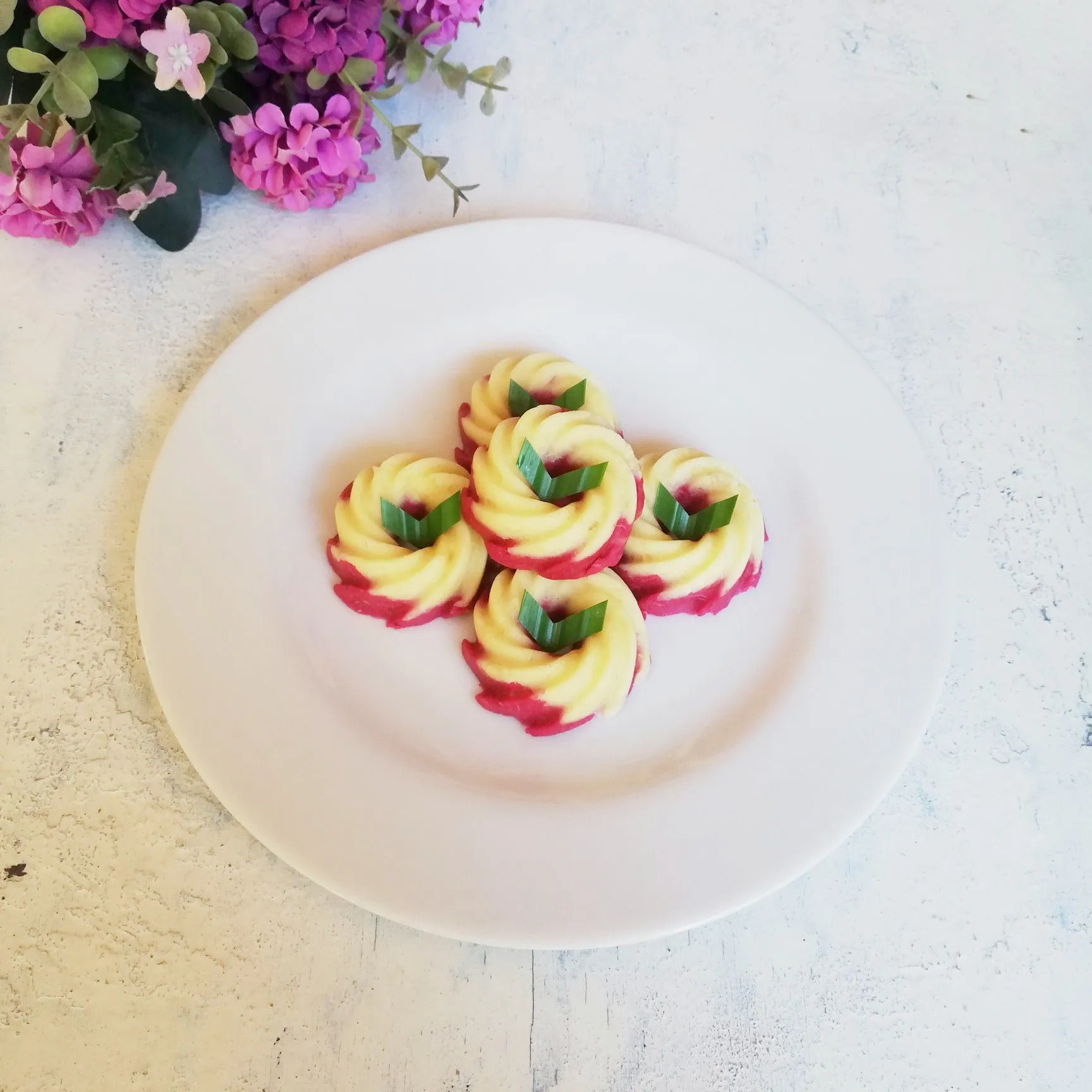 Step 10 Gethuk Red Velvet