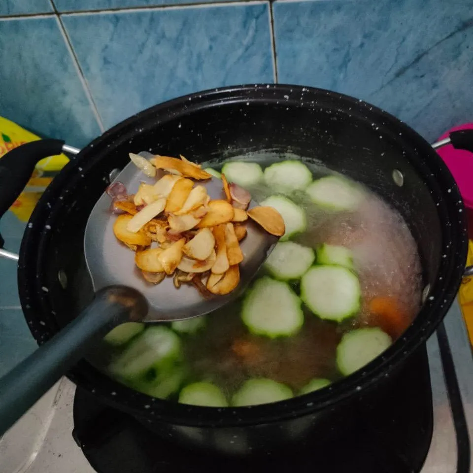 Step 6 Sayur Oyong Soun