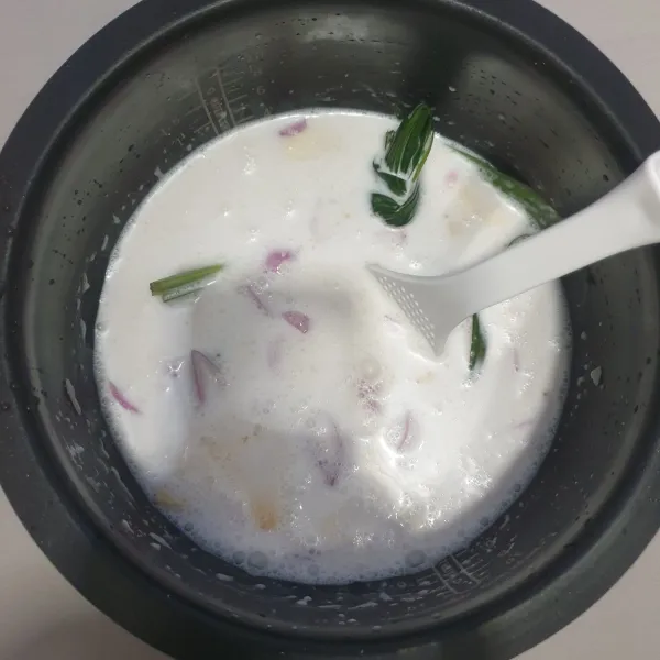 Aduk sampai tercampur rata.