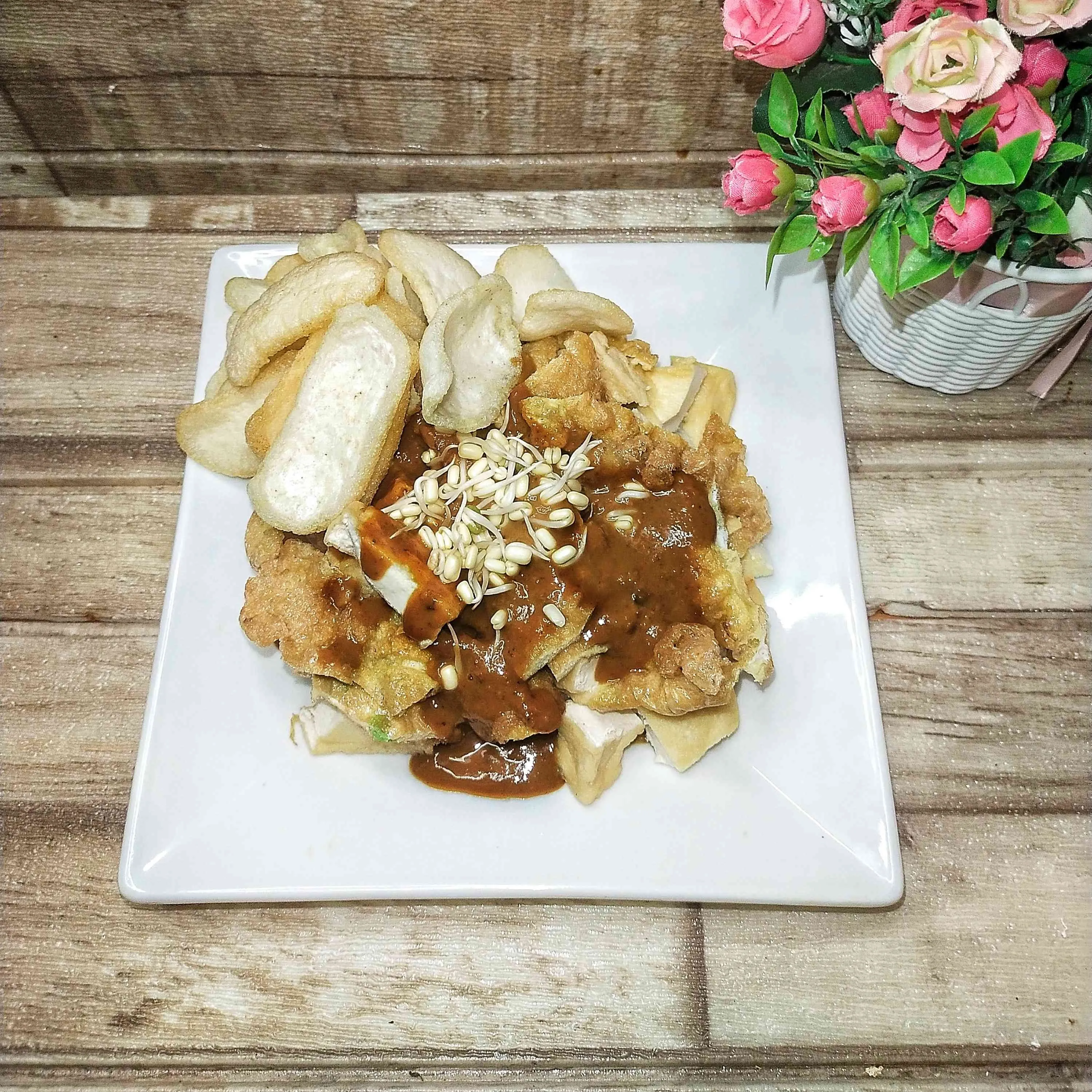 Tahu Tek #JajanDiRumah