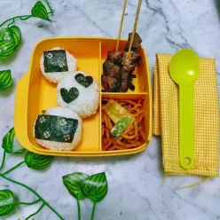 Bento Nasi Kepal Daging Mix Sate Mie #UntukSiBuahHati