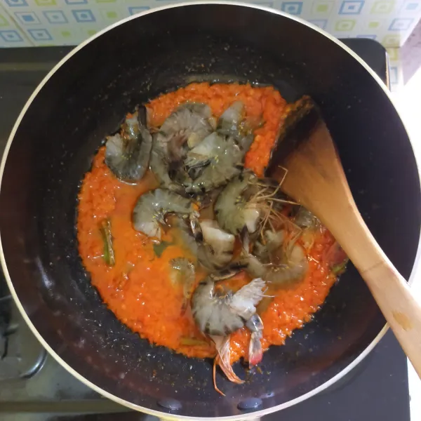 Masukan udang.