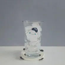 Masukkan es batu.