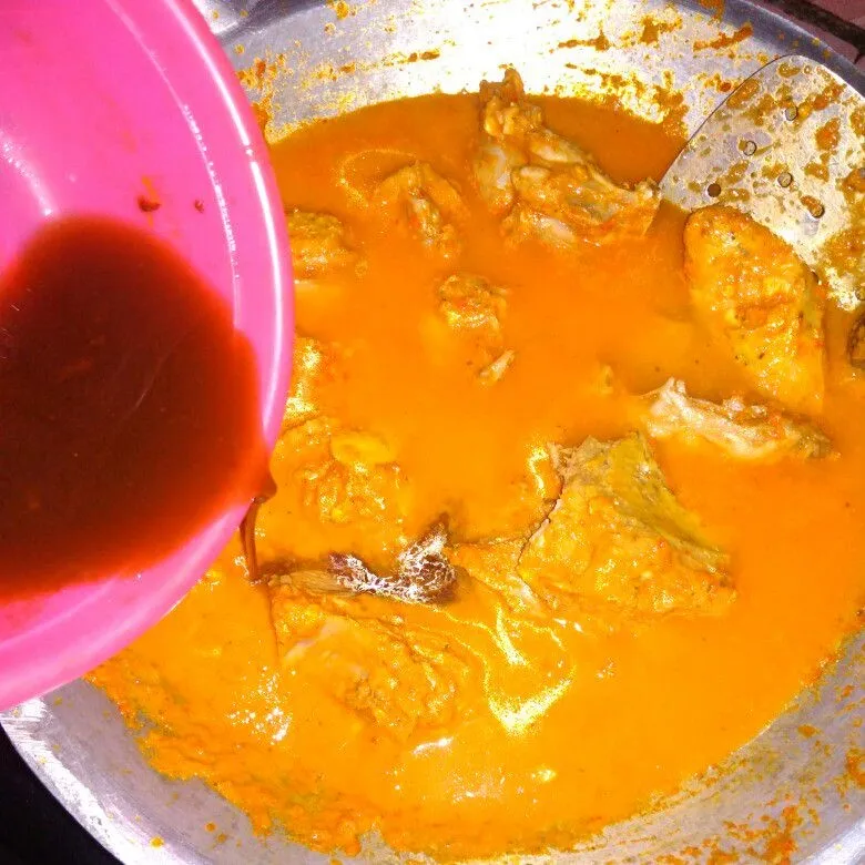 Step 2 Bebek Bumbu Hitam Khas Madura