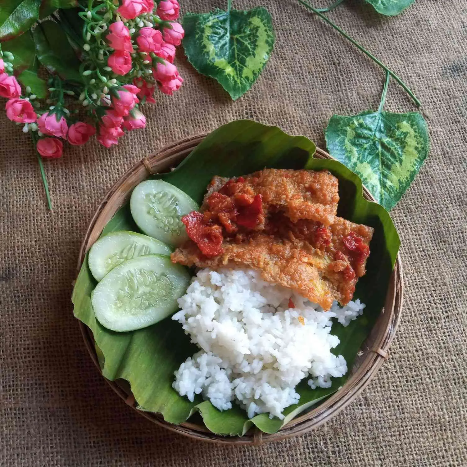 Telur Dadar Geprek Sambal Pedas