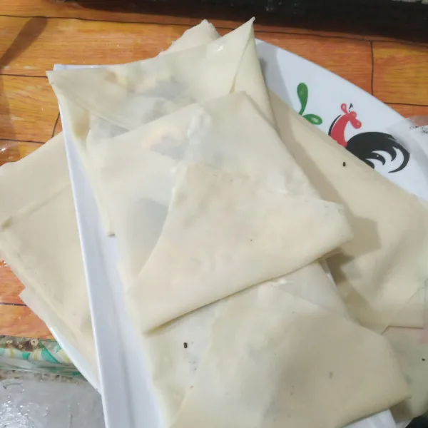 Lipat menyerupai amplop.