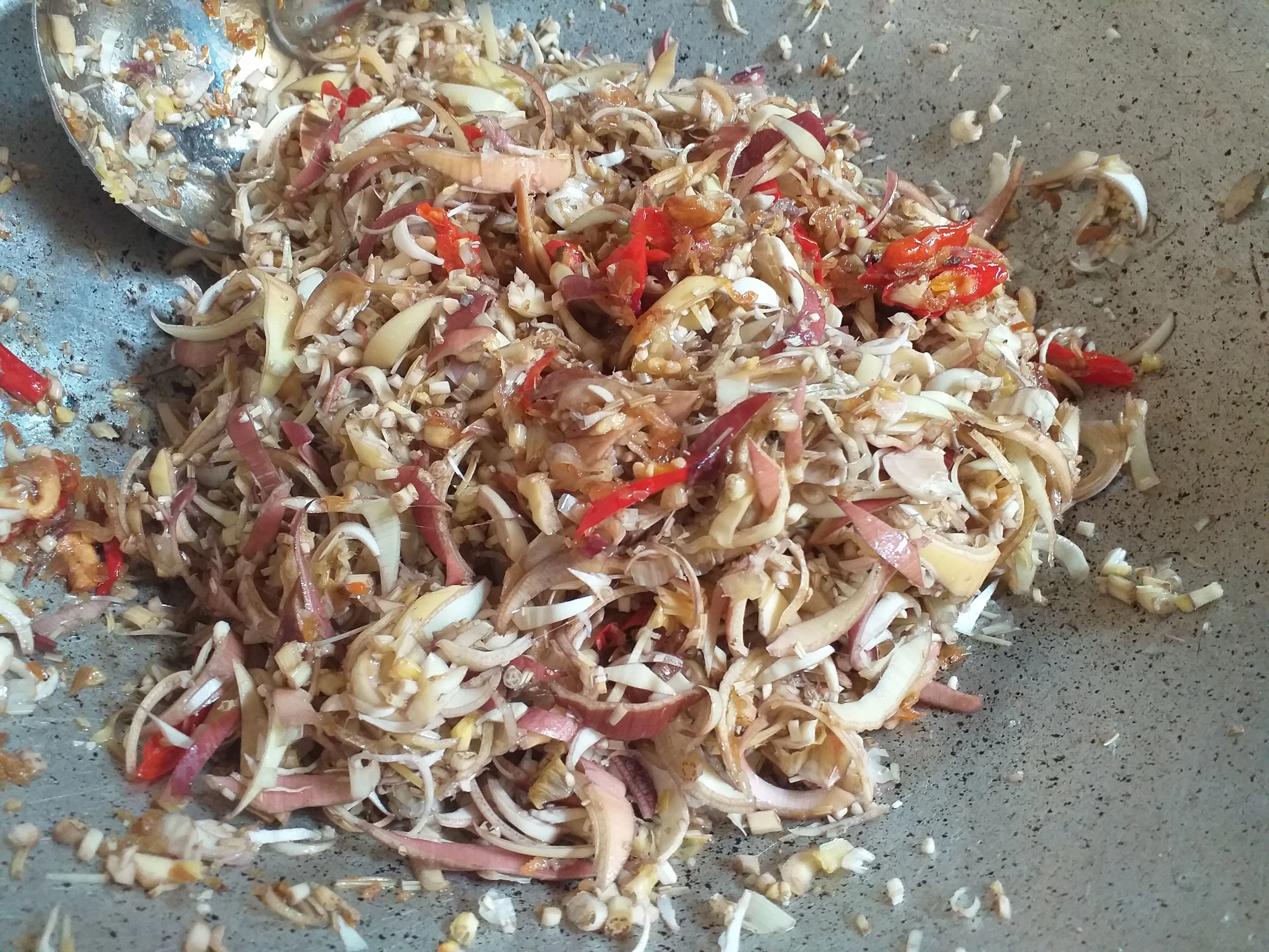 Step 6 Oseng Jantung Pisang