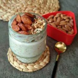 Almond Overnight Oats
