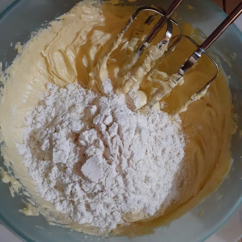 Step 4 Kue Kering Kurma