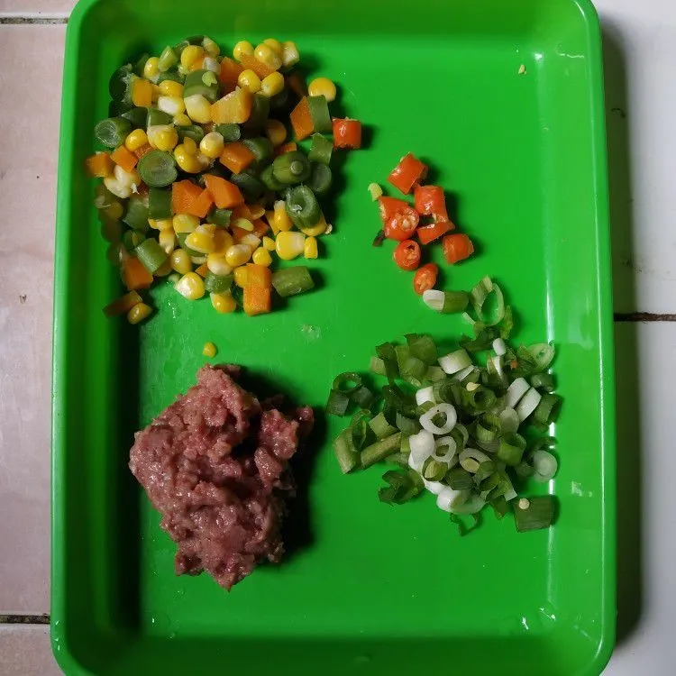 Step 1 Nasi Goreng Kornet