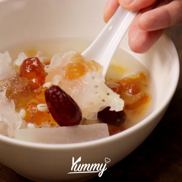 Peach Gum Dessert