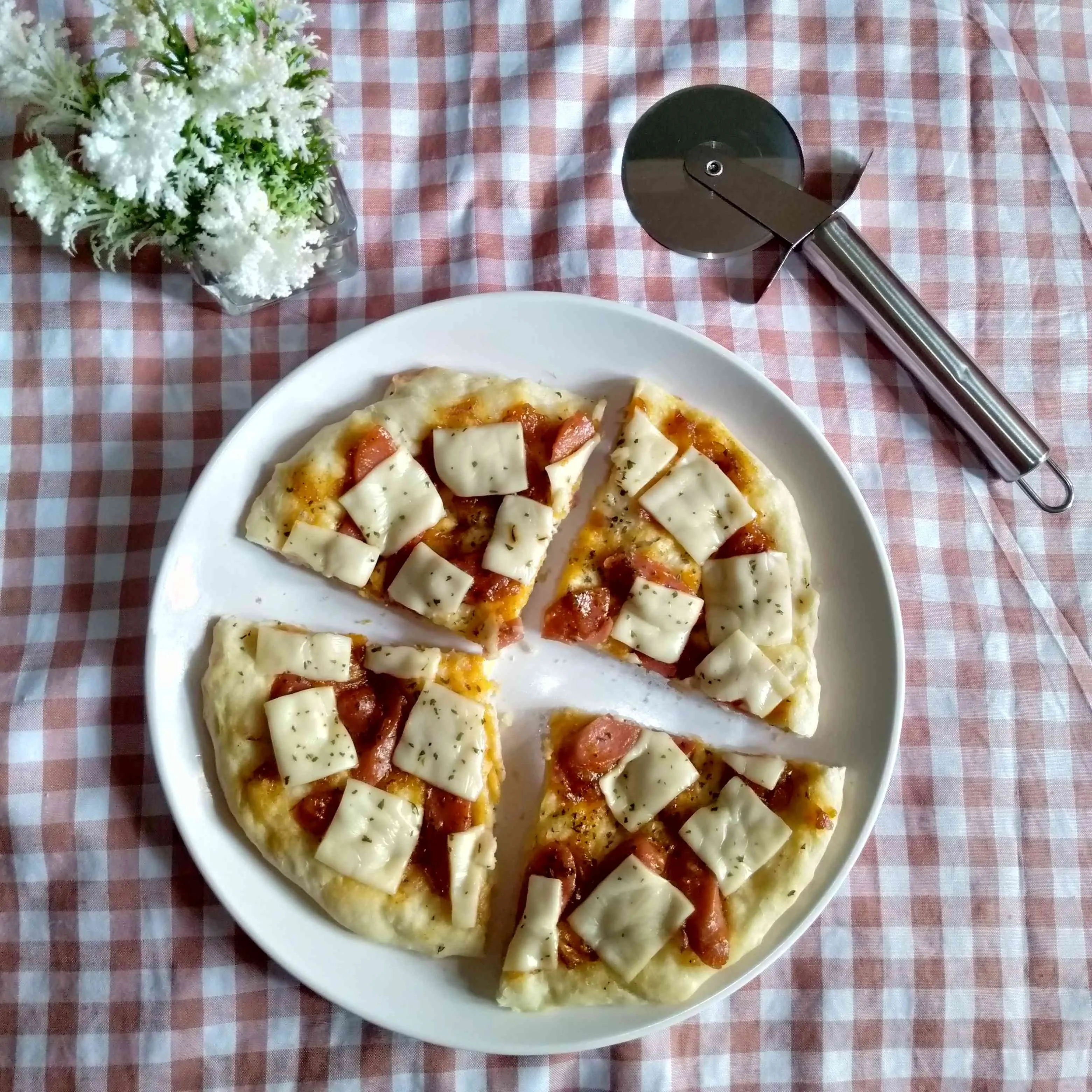 Pizza Sosis Mozarella Teflon