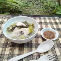 Sup Ayam Dengan Sawi Asin