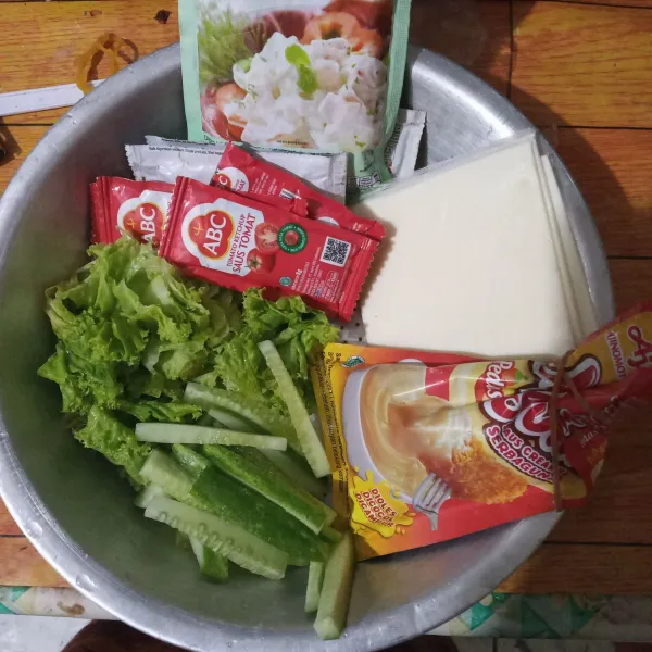 Siapkan bahan lain.