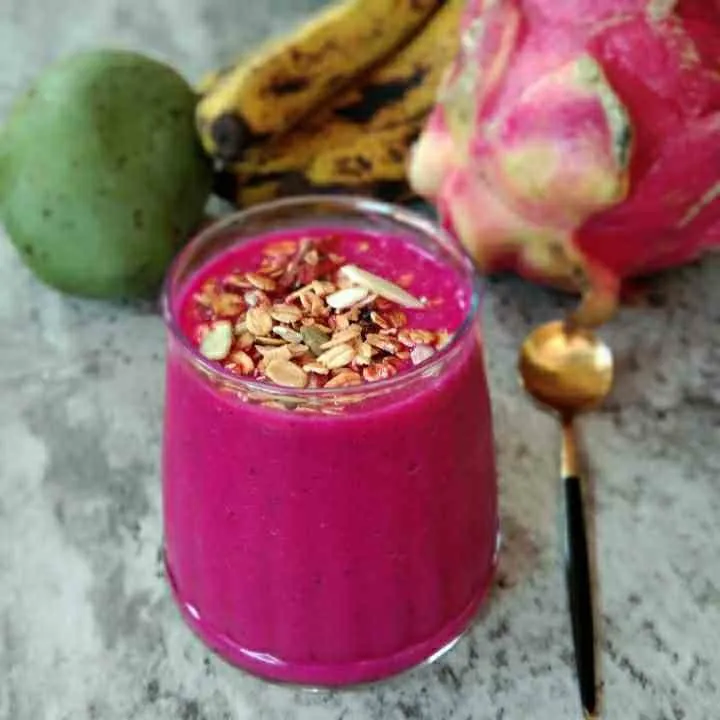 Smoothie Buah Naga