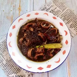 Cumi Hitam Masak Kemiri