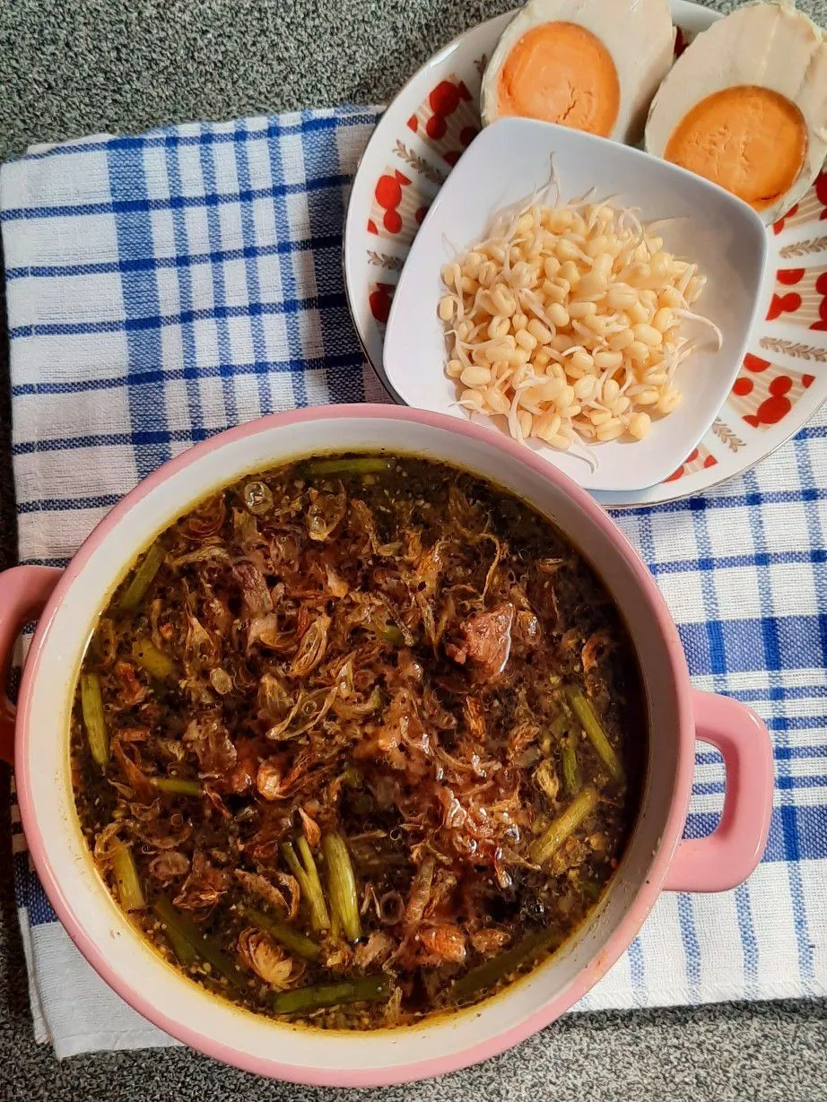 Step 6 Rawon