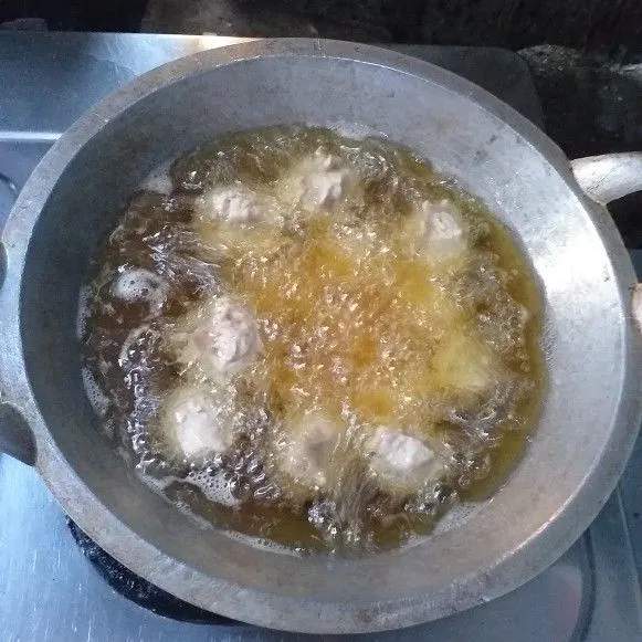 Step 5 Bakso Goreng