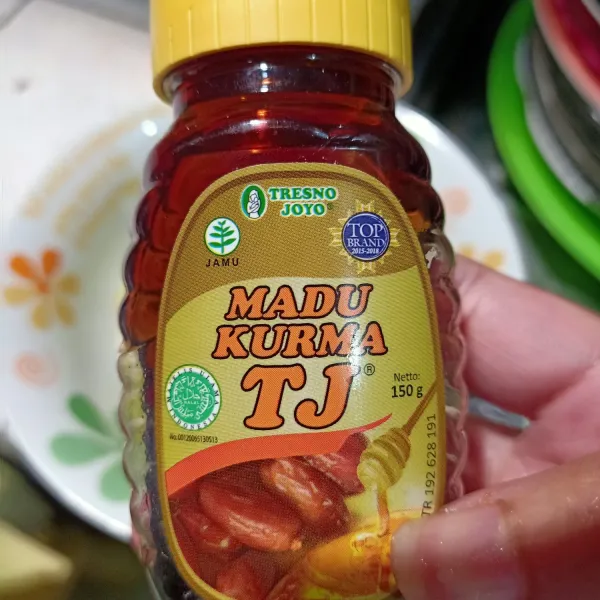 Siapkan madu.