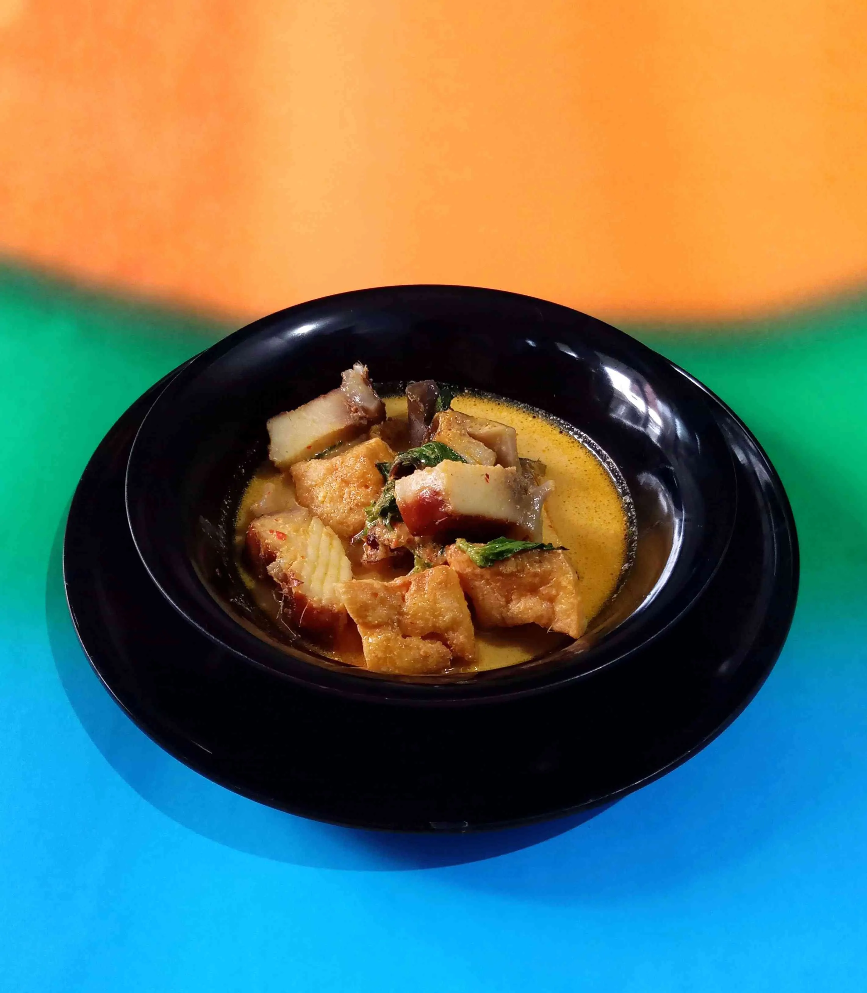 Iwak Pe Tahu Kemangi Pedas