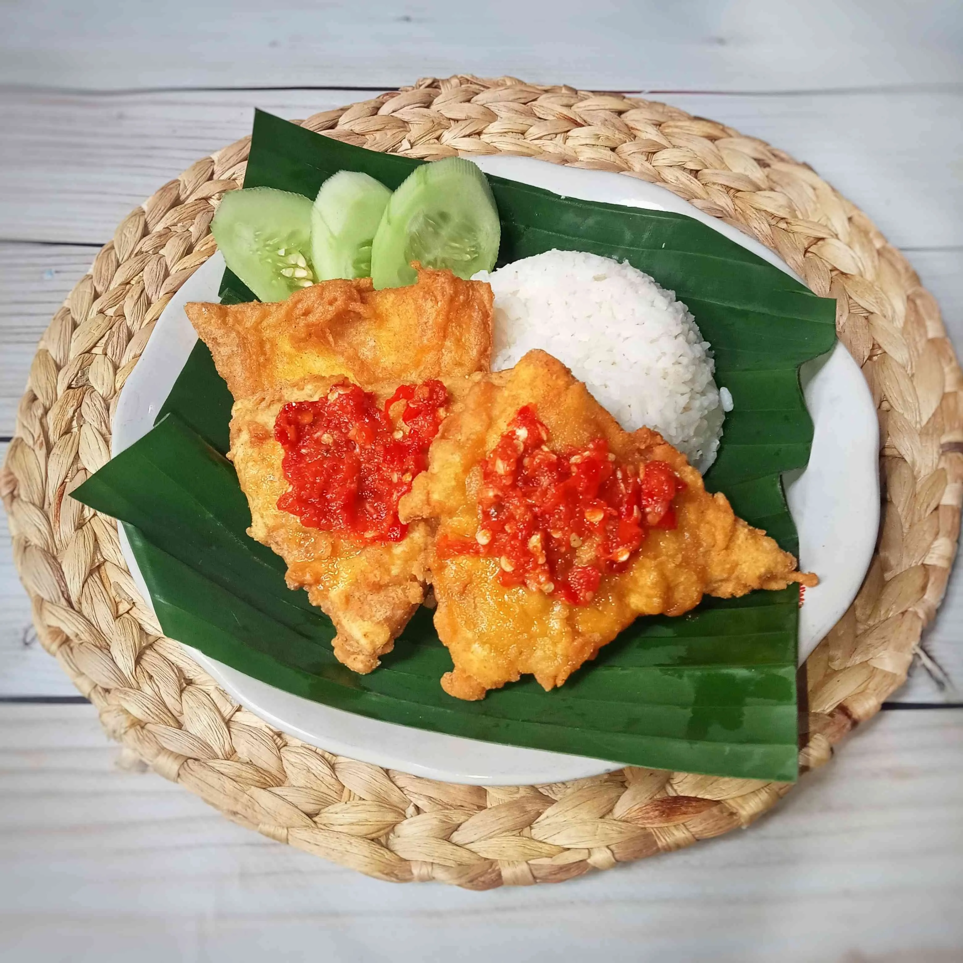 Telur Geprek Sambal Korek