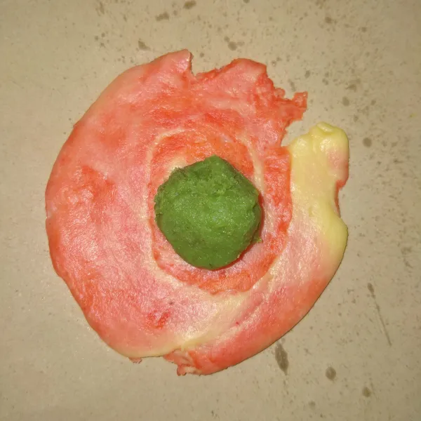 Pipihkan dan beri isian hingga habis