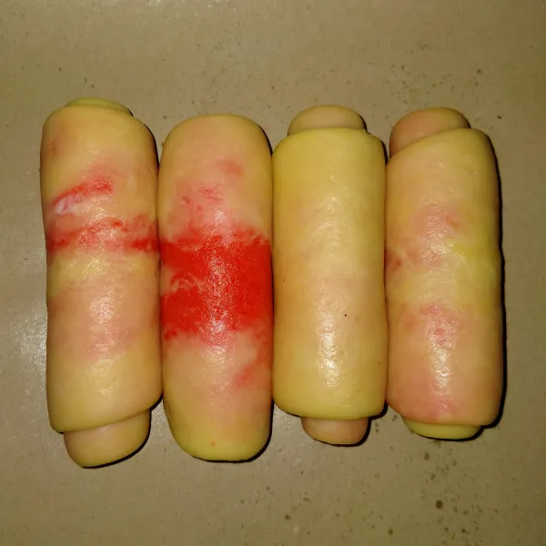 Putar adonan tutup dengan kain -/+ 10 menit