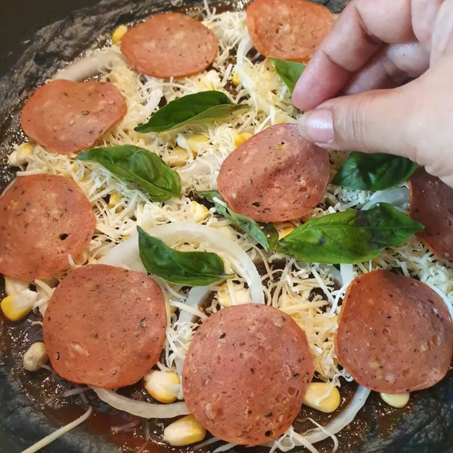 Resep Black Pepperoni Pizza #DiRecookYummy Sederhana Rumahan Di Yummy App