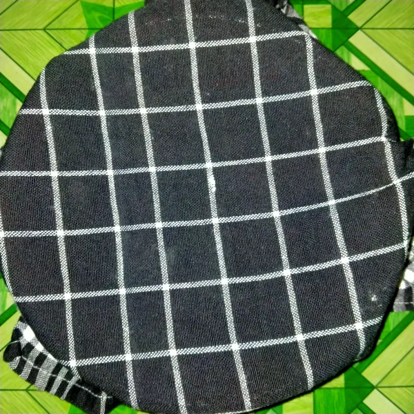 Tutup -/+ 1jam tergantung suhu sekitar setelah mengembang 2x lipat kempiskan