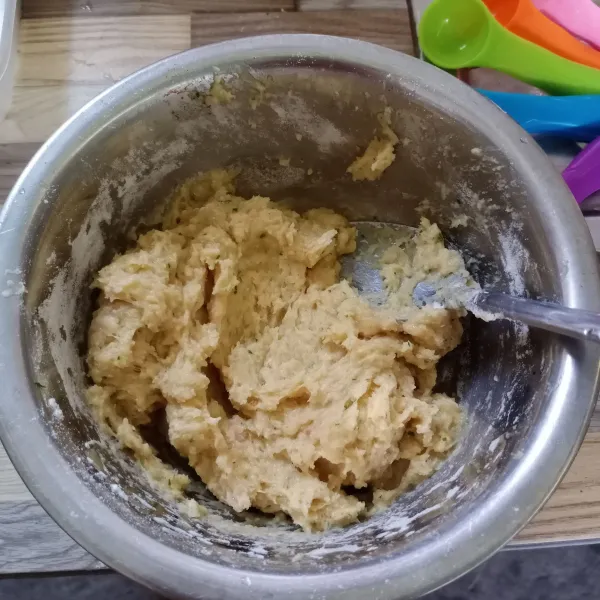 Aduk sampai tercampur rata.