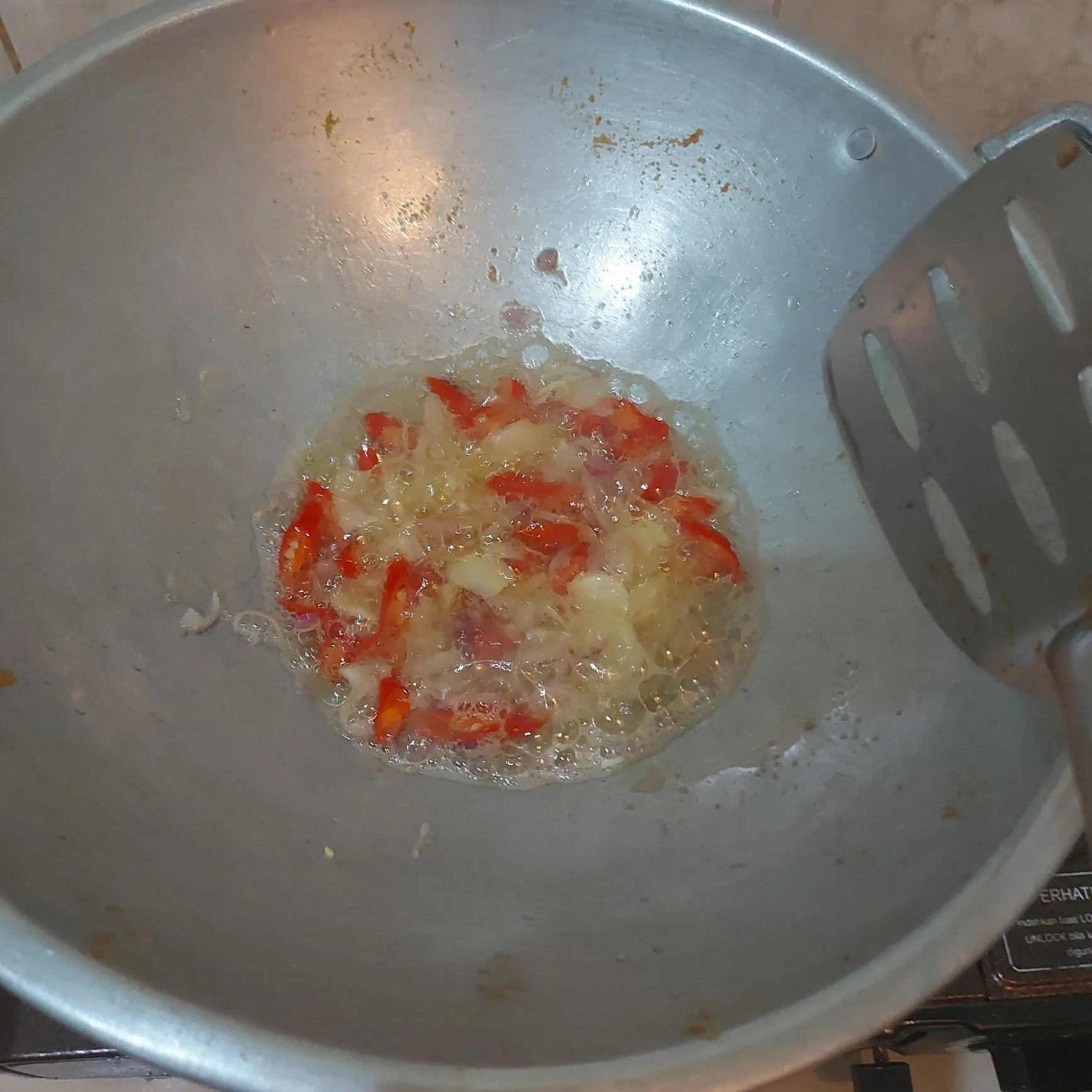 Step 1 Tumis Ceria