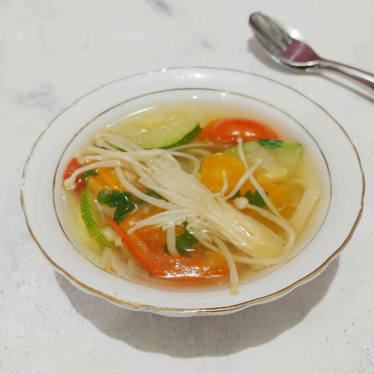 zucini soup with pasta