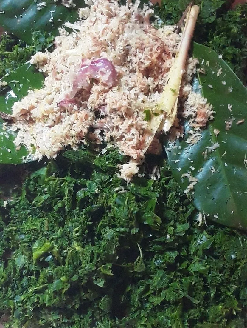 Step 6 Sayur Tumbuk Daun Ubi