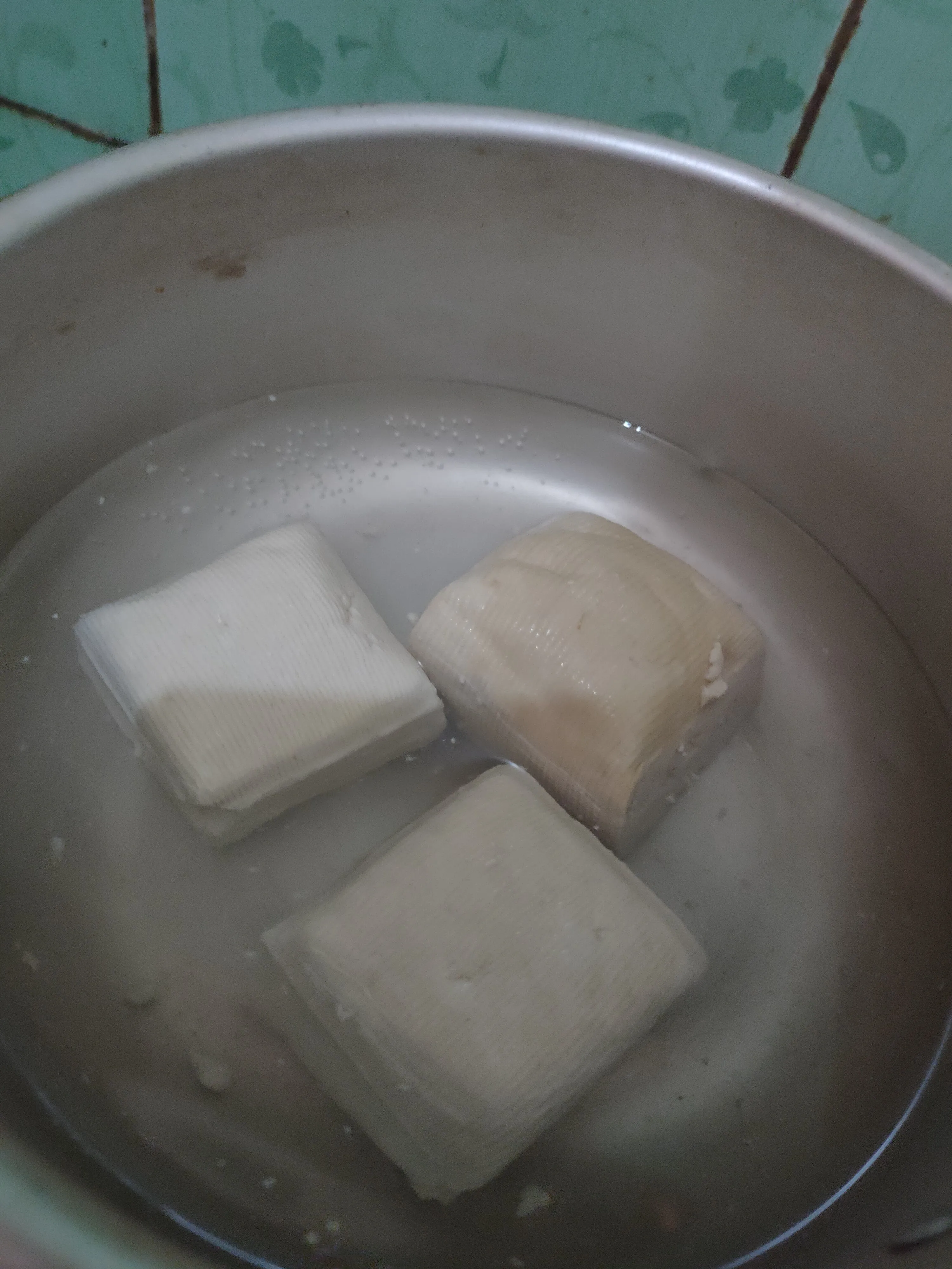 Step 1 Tumis Tahu Telur