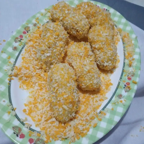 Step 5 Kroket Singkong Isi Ayam Suwir