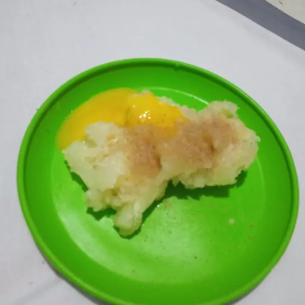 Step 1 Kroket Singkong Isi Ayam Suwir