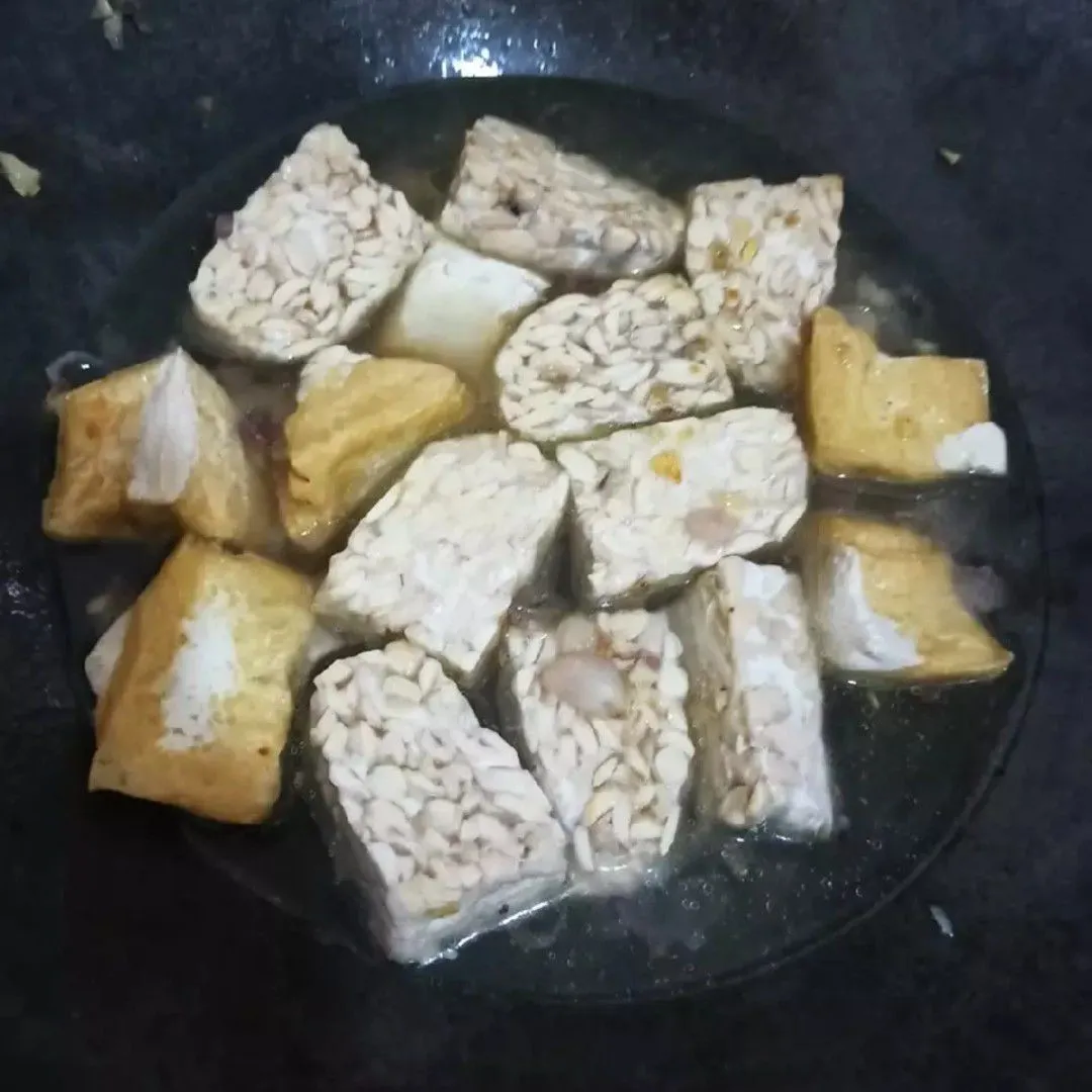 Step 2 Tahu Tempe Kecap Masak Santan