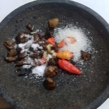 Step 2 Ayam Geprek Sambal Pencit