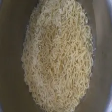 Cuci mie, kemudian rebus sampai matang. Jika sudah, angkat dan tiriskan.