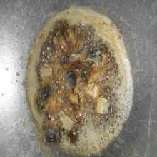 Goreng ikan asin yang sudah direndam sampai setengah matang