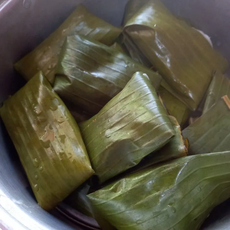 Step 6 kue nagasari