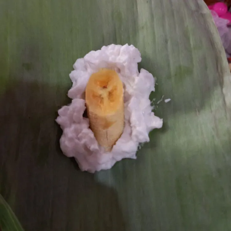 Step 4 kue nagasari