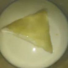 Tapioka Pelapis Risol Lalu siapkan dahulu bahan pelapis : campur tepung terigu dan air ...