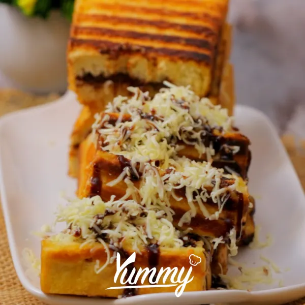 Roti Bakar Bandung Coklat Keju