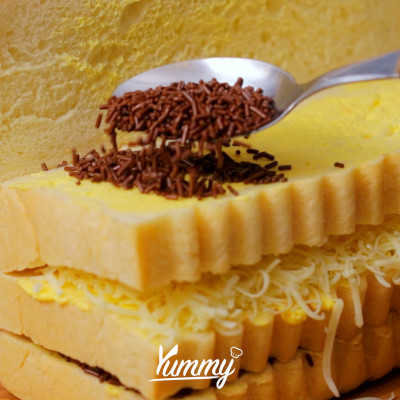 Step 2 Roti Bakar Bandung Coklat Keju